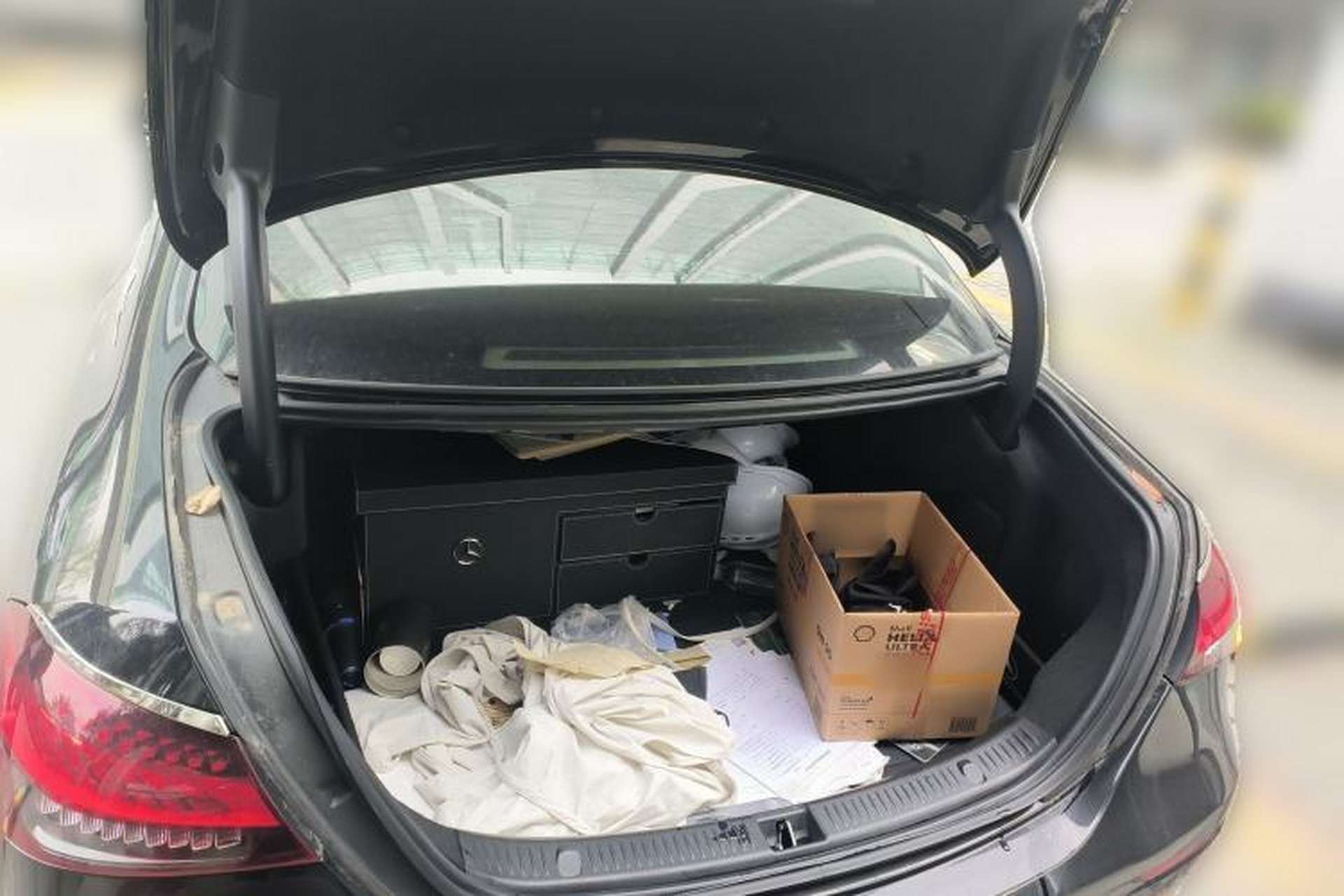Used Mercedes-Benz E-Class 2023 Updated E 300 L Luxury Edition Trunk