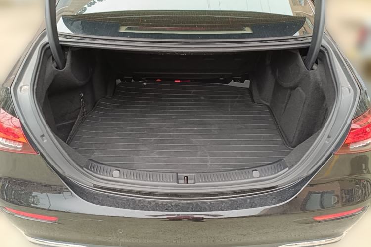 Used Mercedes-Benz E-Class 2023 E 300 L Luxury Model Trunk