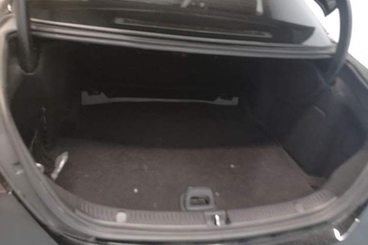 Used Mercedes-Benz E-Class 2023 E 300 L Stylish Model Trunk