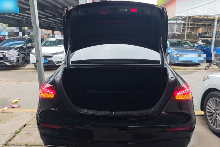 Used Mercedes-Benz E-Class 2023 Restyled E 300 L Sport Luxury Edition Trunk