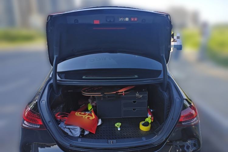 Used Mercedes-Benz E-Class 2023 Updated E 300 L Fashion Edition Trunk