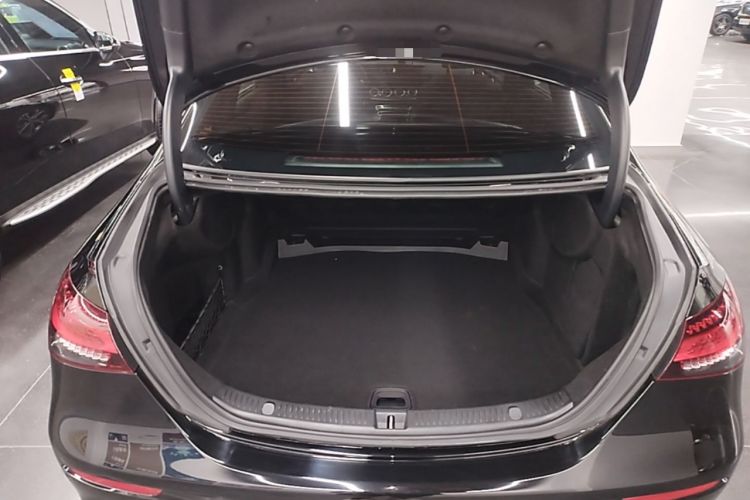 Used Mercedes-Benz E-Class 2023 Restyled E 300 L Sport Luxury Edition Trunk