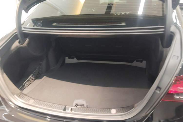 Used Mercedes-Benz E-Class 2023 E 300 L Stylish Model Trunk