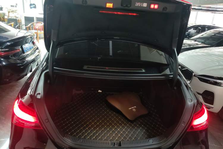 Used Mercedes-Benz E-Class 2023 E 300 L Stylish Model Trunk