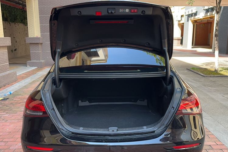 Used Mercedes-Benz E-Class 2023 E 300 L Stylish Model Trunk