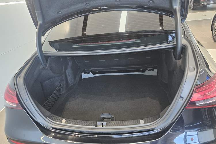 Used Mercedes-Benz E-Class 2023 E 300 L Sport Luxury Edition Trunk