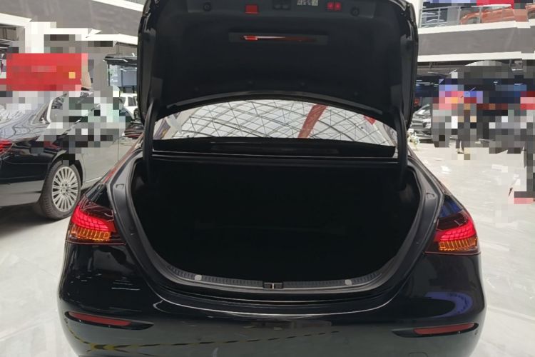 Used Mercedes-Benz E-Class 2023 Updated E 300 L Fashion Edition Trunk