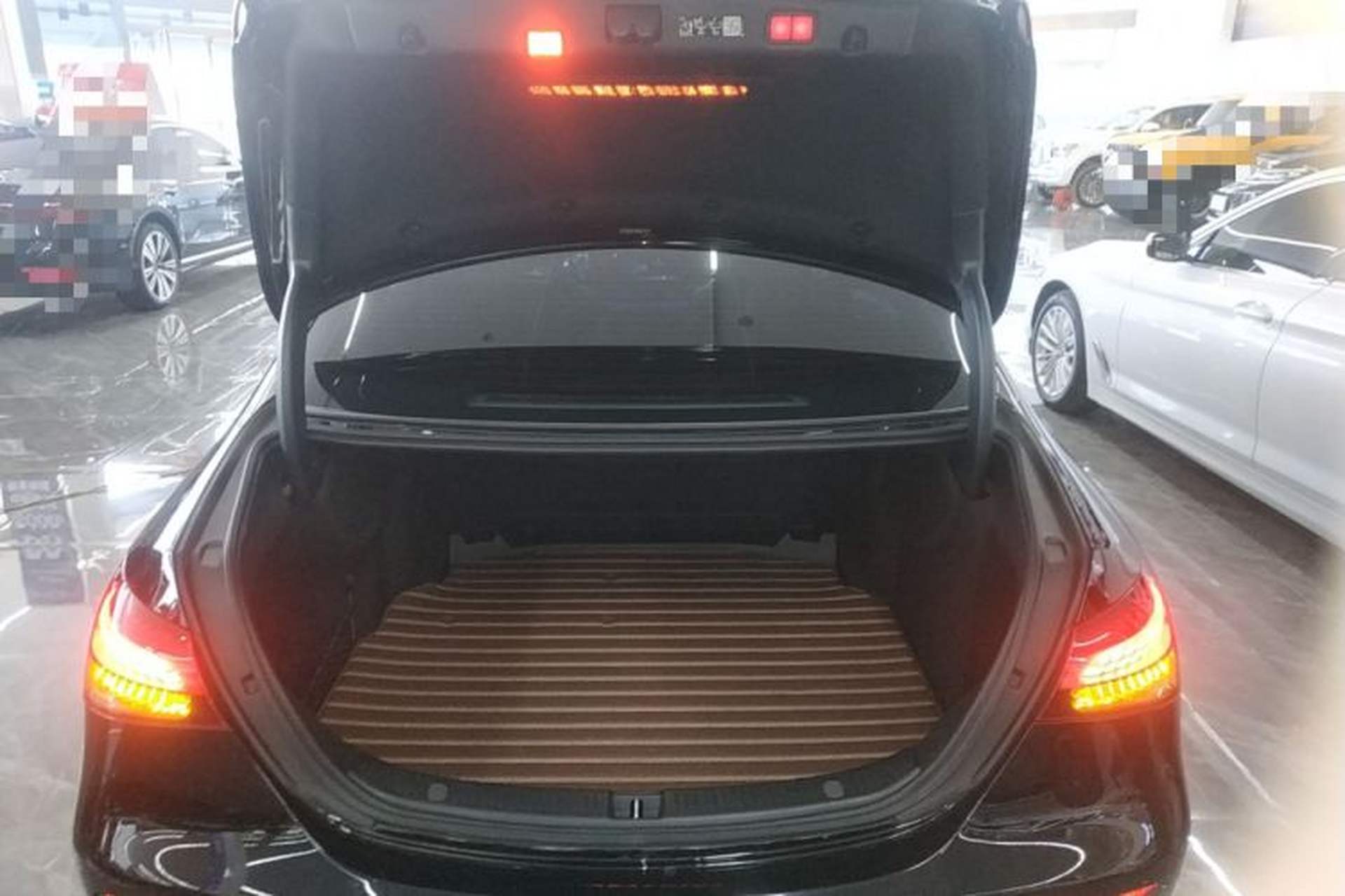 Used Mercedes-Benz E-Class 2023 Restyled E 300 L Sporty and Stylish Edition Trunk