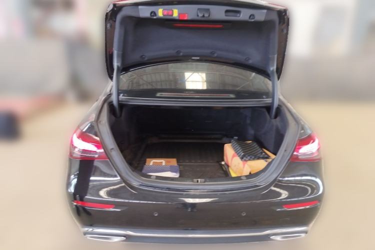 Used Mercedes-Benz E-Class 2023 Facelift E 260 L Trunk