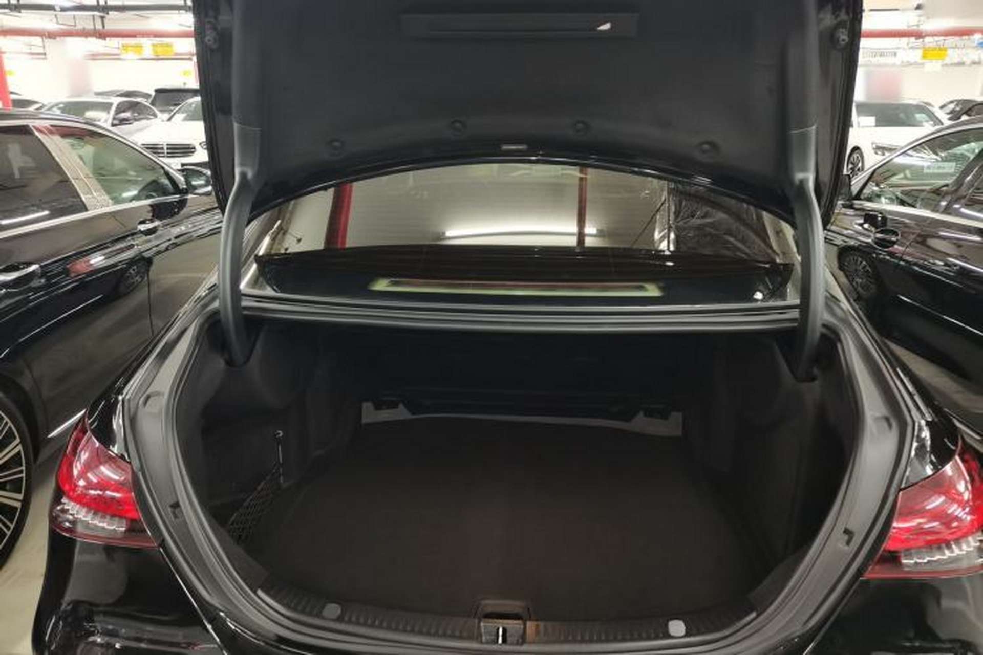 Used Mercedes-Benz E-Class 2023 Updated E 300 L Luxury Edition Trunk