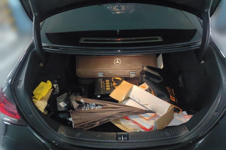 Used Mercedes-Benz E-Class 2023 E 260 L Trunk