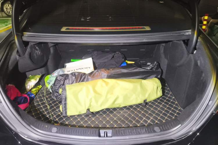 Used Mercedes-Benz E-Class 2023 Updated E 300 L Fashion Edition Trunk