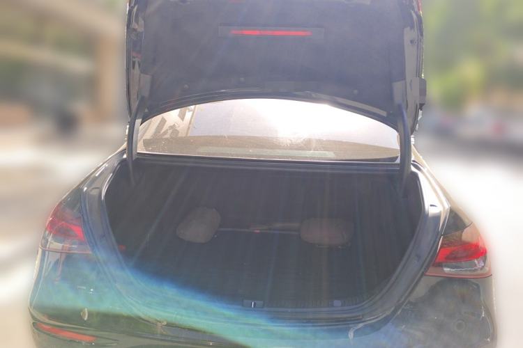 Used Mercedes-Benz E-Class 2023 Facelift E 260 L Trunk