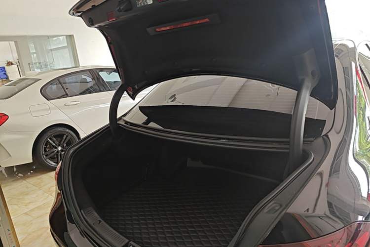 Used Mercedes-Benz E-Class 2023 E 300 L Stylish Model Trunk