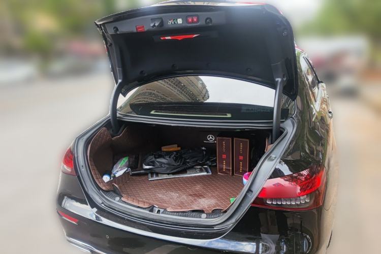 Used Mercedes-Benz E-Class 2023 Updated E 300 L Luxury Edition Trunk