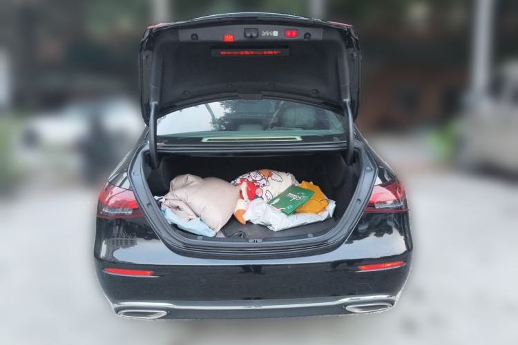 Used Mercedes-Benz E-Class 2023 Updated E 300 L Fashion Edition Trunk