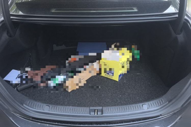 Used Mercedes-Benz E-Class 2023 Updated E 300 L Fashion Edition Trunk