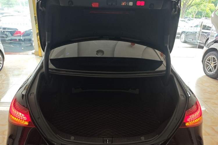 Used Mercedes-Benz E-Class 2023 E 300 L Stylish Model Trunk