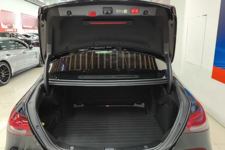 Used Mercedes-Benz E-Class 2023 Restyled E 300 L Sport Luxury Edition Trunk