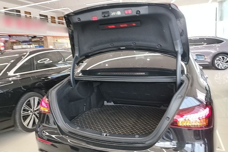 Used Mercedes-Benz E-Class 2023 Restyled E 300 L Sport Luxury Edition Trunk