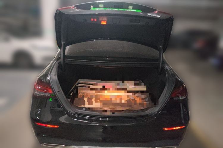 Used Mercedes-Benz E-Class 2023 E 260 L Trunk