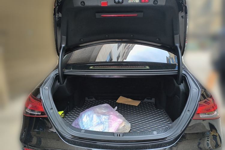Used Mercedes-Benz E-Class 2023 Updated E 300 L Luxury Edition Trunk