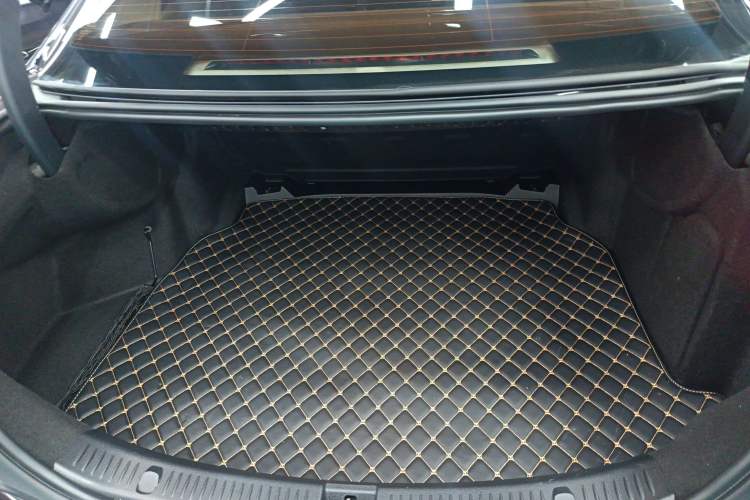 Used Mercedes-Benz E-Class 2023 E 300 L Stylish Model Trunk