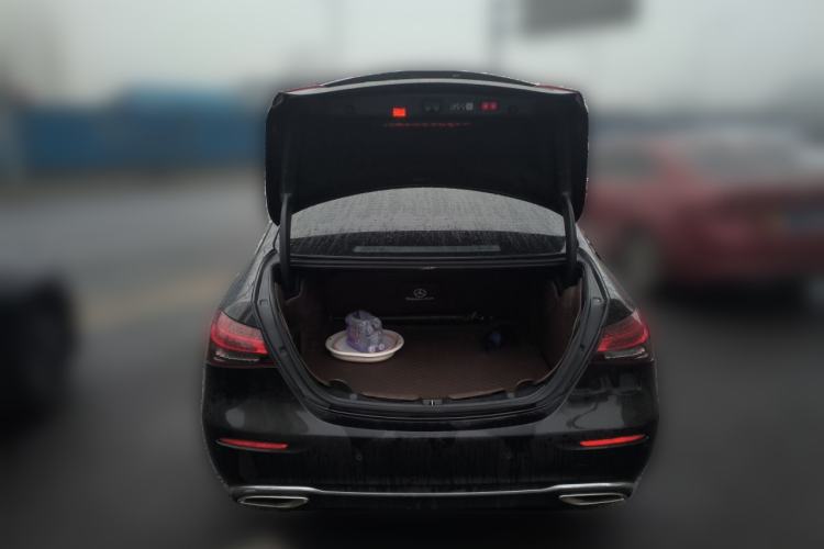 Used Mercedes-Benz E-Class 2023 Updated E 300 L Luxury Edition Trunk