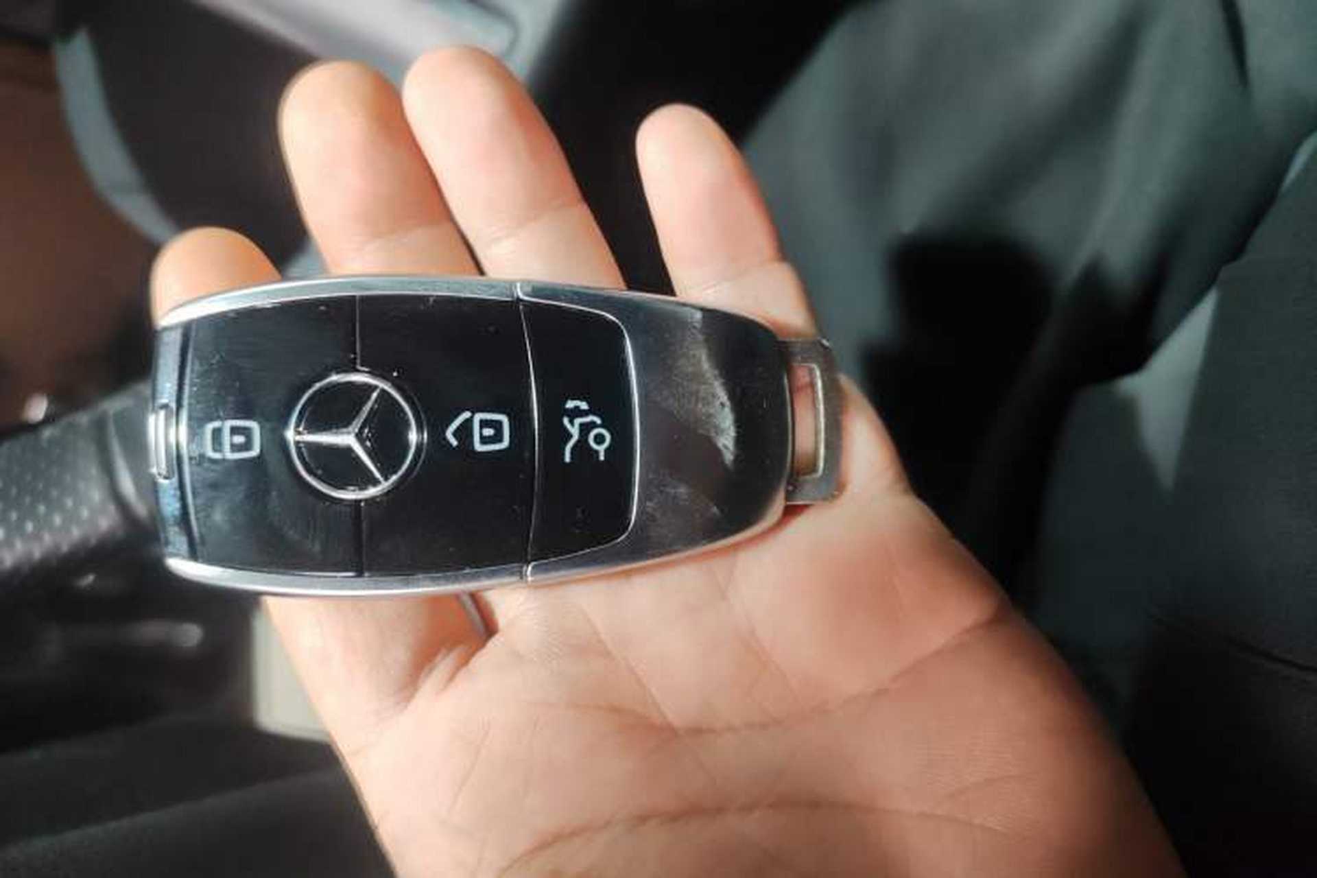 Used Mercedes-Benz E-Class 2023 Restyled E 300 L Sport Luxury Edition Vehicle Key