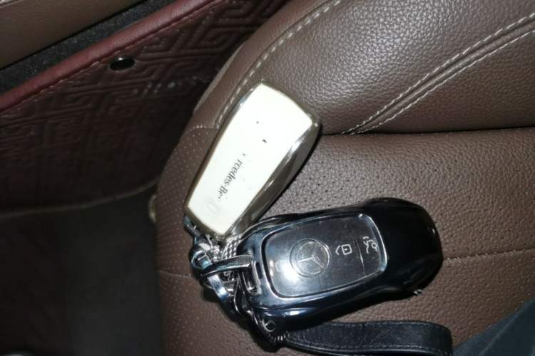 Used Mercedes-Benz E-Class 2023 Updated E 300 L Luxury Edition Vehicle Key