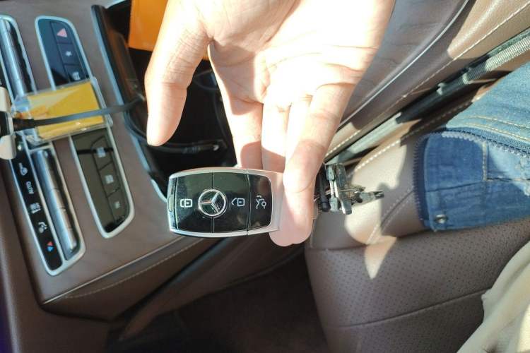 Used Mercedes-Benz E-Class 2023 E 300 L Luxury Model Vehicle Key