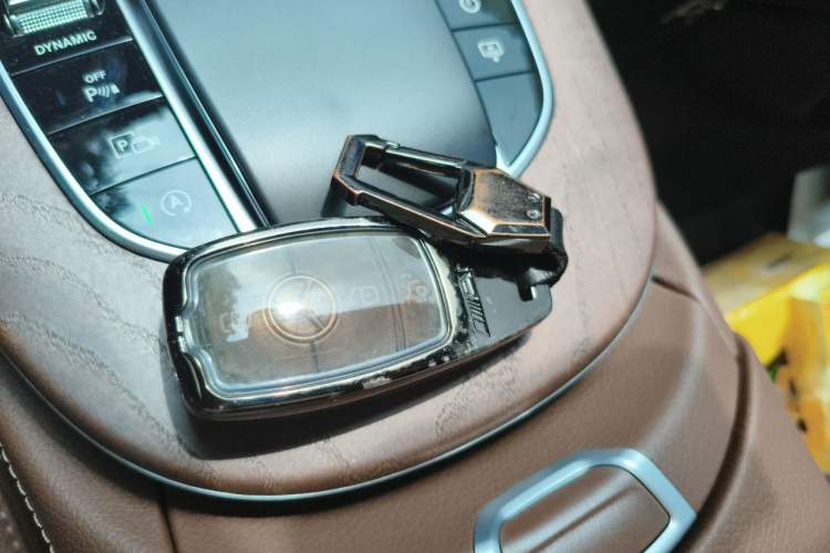 Used Mercedes-Benz E-Class 2023 Updated E 300 L Luxury Edition Vehicle Key