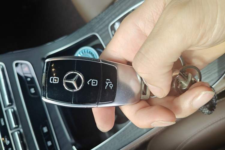 Used Mercedes-Benz E-Class 2023 E 260 L Sport Edition Vehicle Key