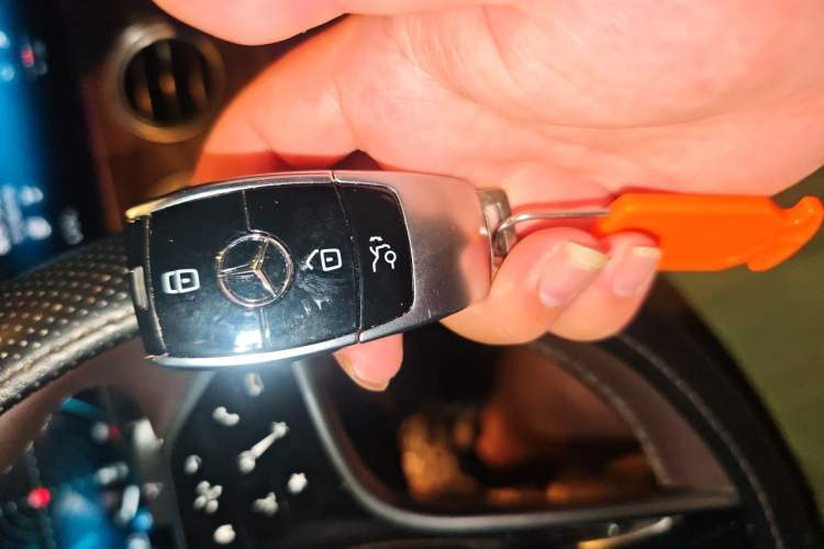Used Mercedes-Benz E-Class 2023 Updated E 300 L Fashion Edition Vehicle Key