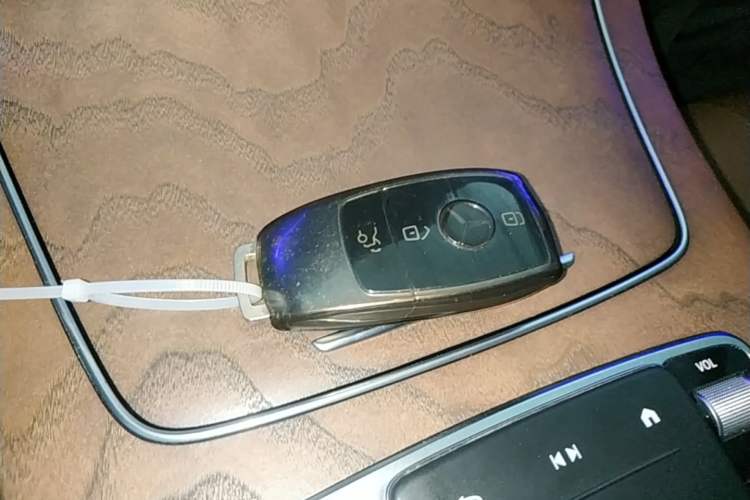 Used Mercedes-Benz E-Class 2023 E 300 L Luxury Model Vehicle Key