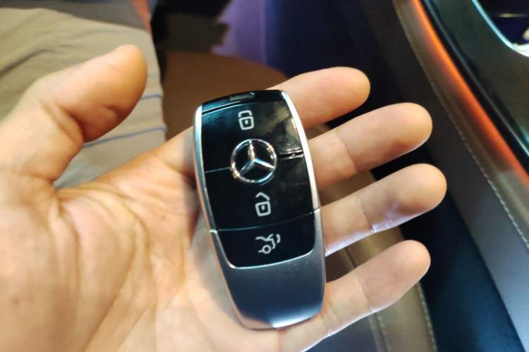 Used Mercedes-Benz E-Class 2023 E 300 L Sporty and Stylish Model Vehicle Key