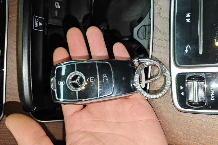 Used Mercedes-Benz E-Class 2023 Updated E 300 L Luxury Edition Vehicle Key