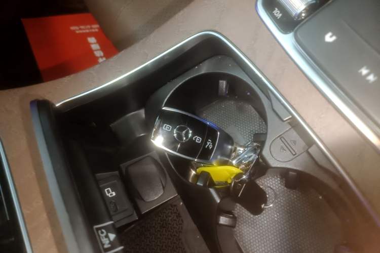 Used Mercedes-Benz E-Class 2023 E 260 L Vehicle Key