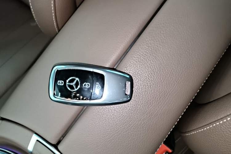 Used Mercedes-Benz E-Class 2023 E 300 Stylish Sports Edition Vehicle Key