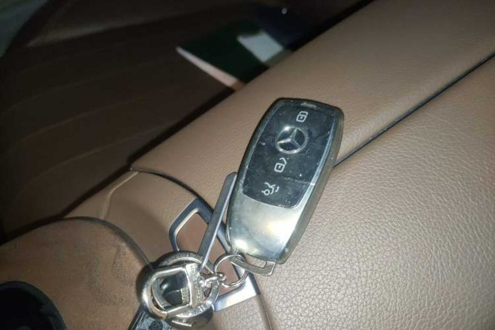 Used Mercedes-Benz E-Class 2023 Updated E 300 L Luxury Edition Vehicle Key