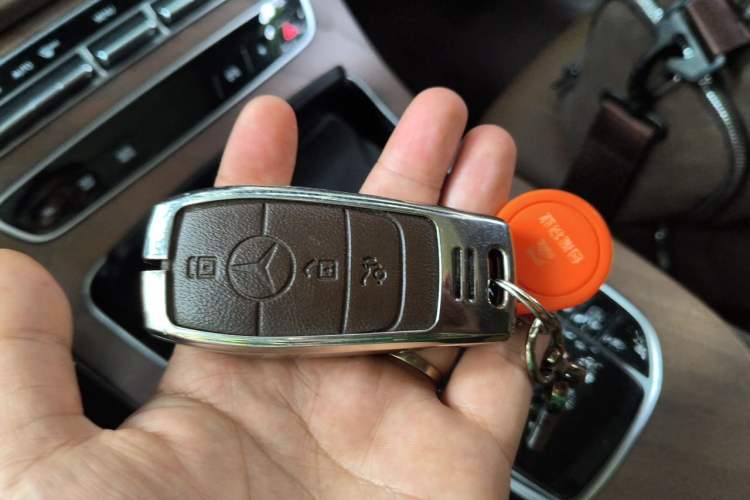Used Mercedes-Benz E-Class 2023 Updated E 300 L Luxury Edition Vehicle Key