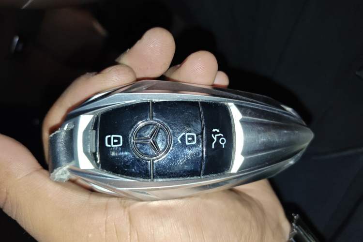 Used Mercedes-Benz E-Class 2023 Facelift E 260 L Vehicle Key