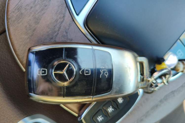 Used Mercedes-Benz E-Class 2023 Updated E 300 L Luxury Edition Vehicle Key