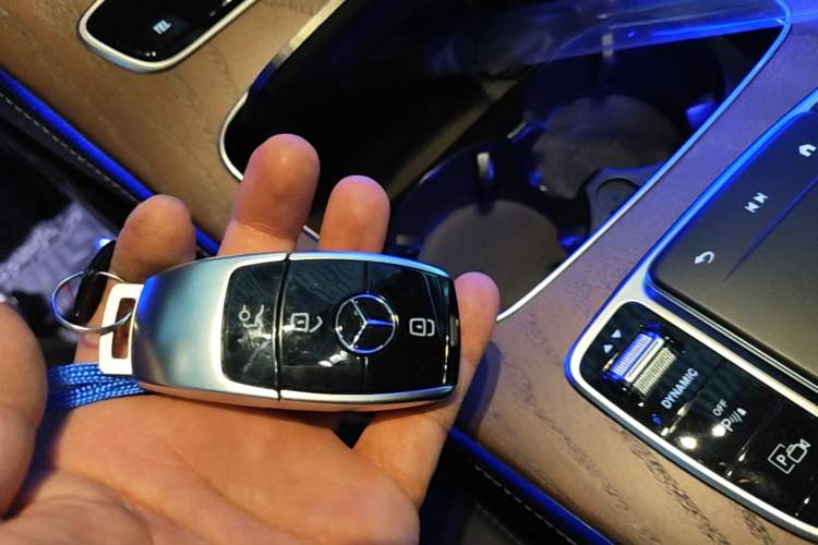 Used Mercedes-Benz E-Class 2023 E 260 L Vehicle Key