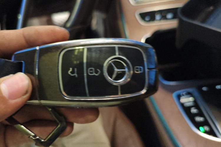 Used Mercedes-Benz E-Class 2023 Updated E 300 L Luxury Edition Vehicle Key