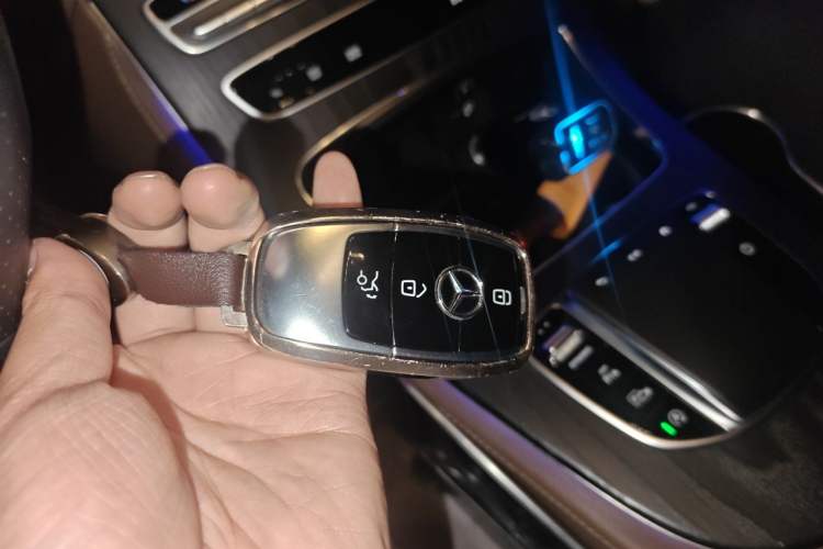 Used Mercedes-Benz E-Class 2023 E 260 L Sport Edition Vehicle Key