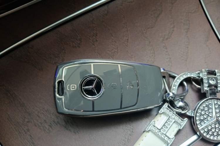 Used Mercedes-Benz E-Class 2023 Updated E 300 L Luxury Edition Vehicle Key