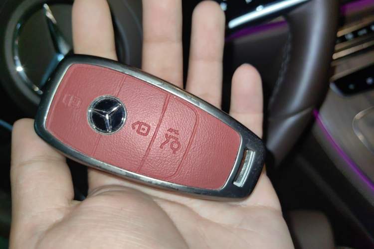 Used Mercedes-Benz E-Class 2023 E 260 L Vehicle Key