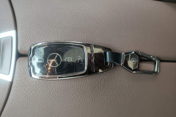 Used Mercedes-Benz E-Class 2023 Updated E 300 L Luxury Edition Vehicle Key
