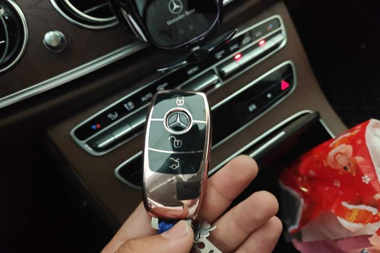 Used Mercedes-Benz E-Class 2023 E 300 L Luxury Model Vehicle Key